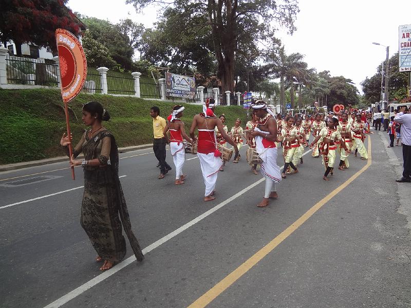 DSC03337.JPG - Sep 8-12, 2014 街頭遊行 (斯里蘭卡，可倫坡) [Parade, Colombo, Sri Lanka]-160